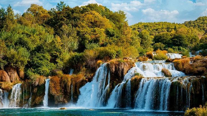 Private Krka Park Tour from Split with Local Driver, Skradin Boat and Optional Sibenik (2/9)