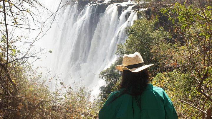 Private Victoria Falls Guided Tour with Personal Guide, Snacks and Five Guide Languages (3/8)