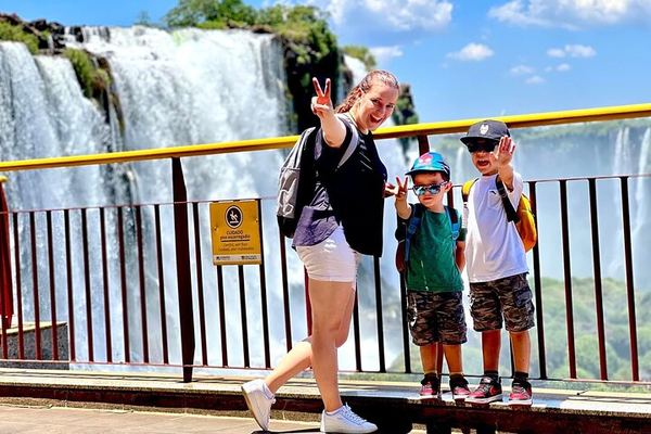 Private Iguazu Falls Tour with Border Photo Stop, Drinks and Two-Day Option