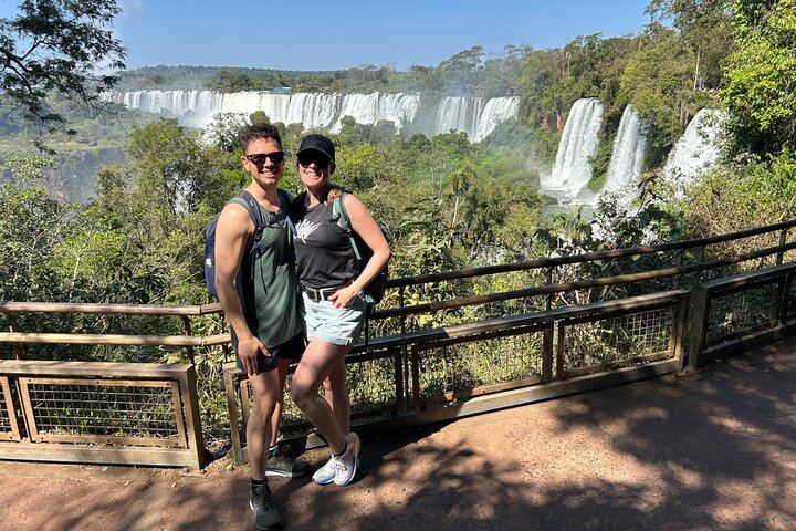 Private Iguazu Falls Tour with Border Photo Stop, Drinks and Two-Day Option (8/12)