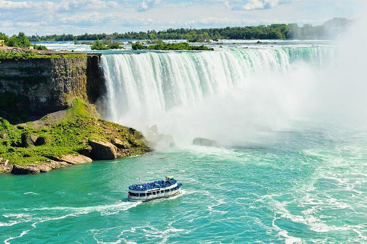 Private Niagara Falls Day Trip from NYC with Chauffeur, Night or Morning Departure (1/8)