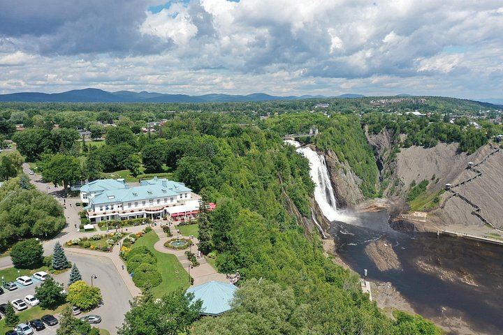 Private Montmorency Falls, Wolfe Redoubt and Île d'Orléans Tour with Manoir Montmorency (5/7)