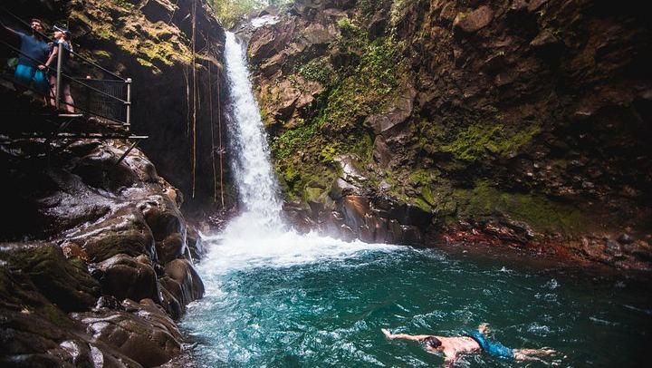 Private Pailas Loop Hike and Oropendola Waterfall Day from Avellanas and Junquillal (1/12)