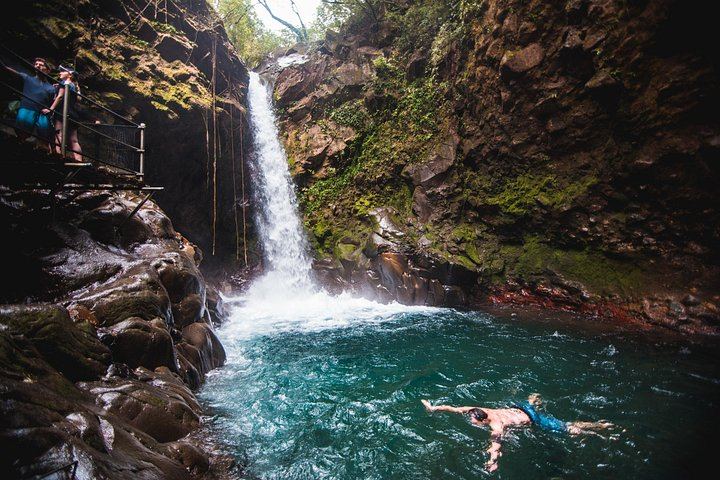 Private Pailas Loop Hike and Oropendola Waterfall Day from Avellanas and Junquillal (1/12)