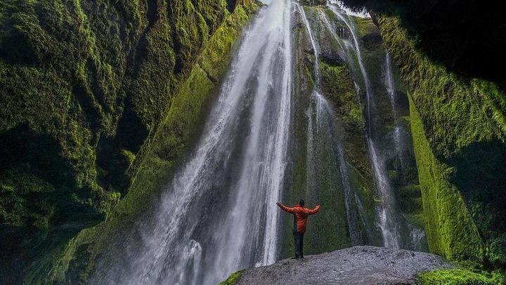 Private South Coast Tour by Suburban SUV or Sprinter Van from Reykjavik (4/5)