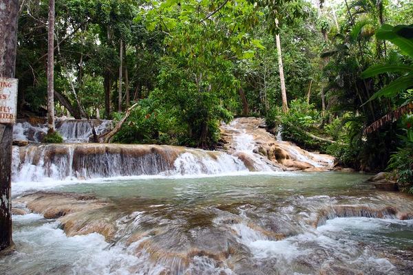 Private Dunn's River Falls Climb by Air-Conditioned Van from Ocho Rios Port or Hotels