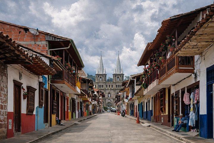 Private Day Tour to Jardín: Willys Jeep to Waterfalls, Coffee and Town Square (12/12)