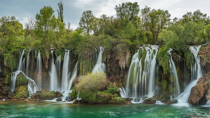 Private Dubrovnik Day Tour via Peljesac Bridge to Kravice Falls, Pocitelj and Mostar (4/12)