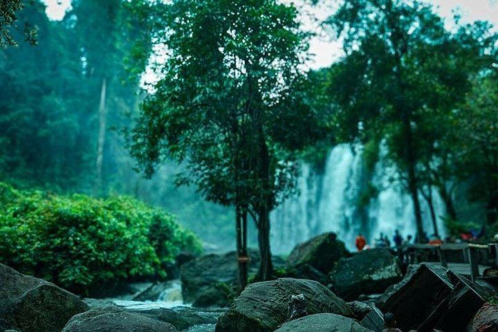 Private Phnom Kulen and Banteay Srei Tour with Guide, Up to 6 Guests, Temple Pass Extra (1/3)