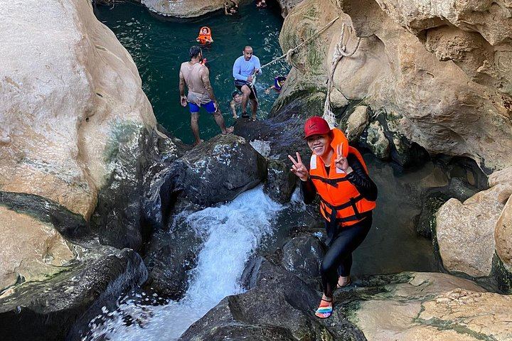 Private Wadi Shab Cave Waterfall Hike and Pool Swim from Muscat, Sinkhole, Fins Beach (5/12)