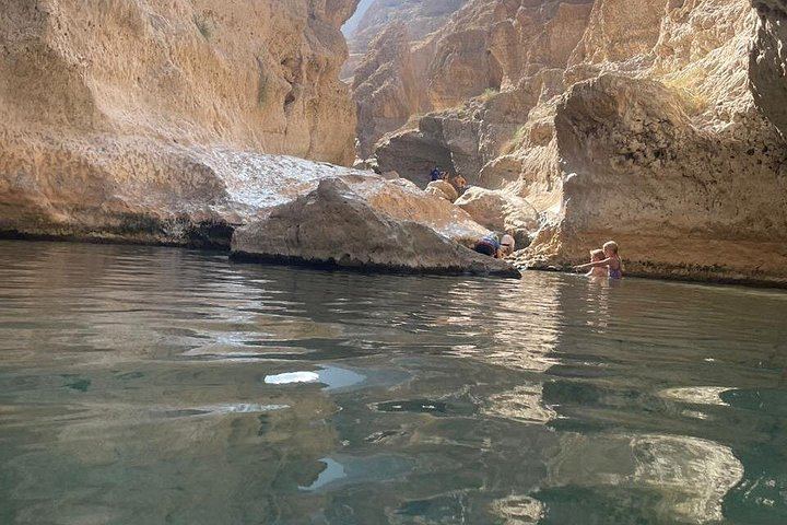 Private Wadi Shab Adventure with Restaurant Lunch Stop, Sinkhole and White Sand Beach (11/12)