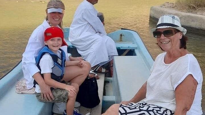 Private Wadi Shab Hike and Swim Day for Up to 6 from Muscat, Sinkhole and Fins Beach (1/12)