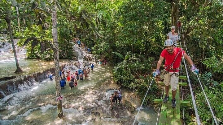 Private Dunn's River Falls Zipline and City Highlights Tour, Hotel or Port Pickup (2/6)