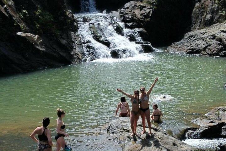 Private El Yunque Outskirts Waterfall Hike and Rio Grande Juice Stop, Flexible Start (6/12)