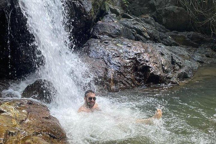 Private El Yunque Outskirts Waterfall Hike and Rio Grande Juice Stop, Flexible Start (8/12)