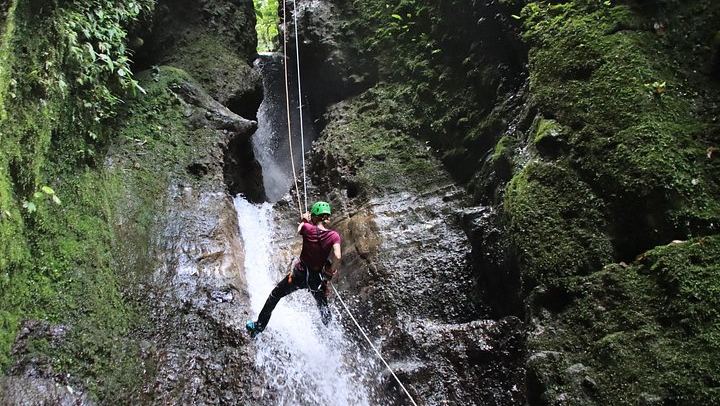 Pure Trek Canyoning near La Fortuna: Four Rappels, Monkey Drop and Lunch (2/9)