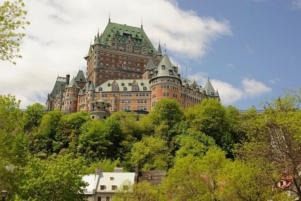 Montreal to Quebec City Day Trip by Coach with Place Royale and Montmorency Falls Views