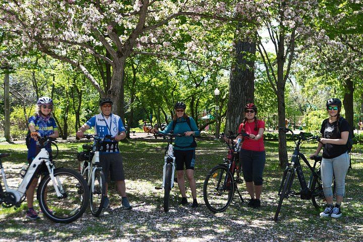 Guided Bike Ride along the St. Lawrence to Montmorency Falls with Echo Sports Tours (4/4)