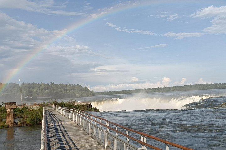 Iguazu Falls Tour with Private Transport and a Tourism-Trained Guide, Argentina and Brazil (3/12)