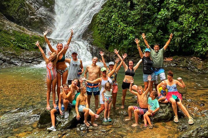 Quepos Rainforest Reserve Waterfall Hike with Hanging Bridges and Lunch in a Local Home (1/12)