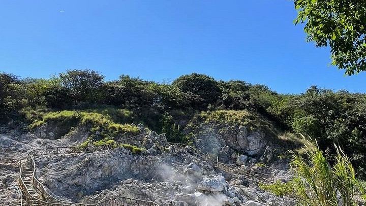 Lifetime Travel CR: Llanos de Cortez Swim and Las Hornillas Walkable Crater with Mud Baths (3/12)