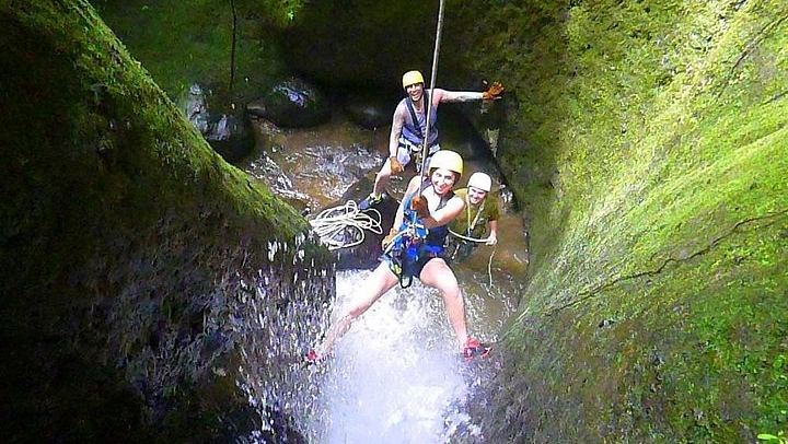 La Fortuna Canyoning with Tree and Hanging Bridge Rappels, Waterfall and Lunch (1/3)