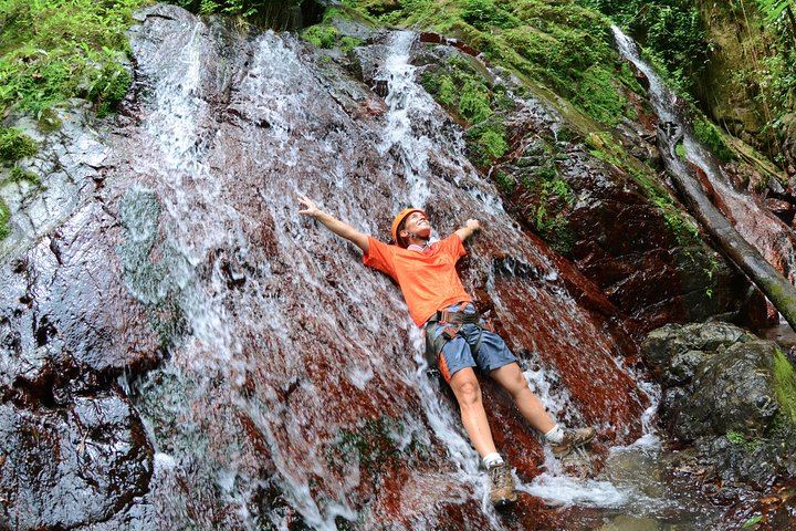 El Salto Waterfall Rappelling and Zipline Day Trip in Carite State Forest (3/6)