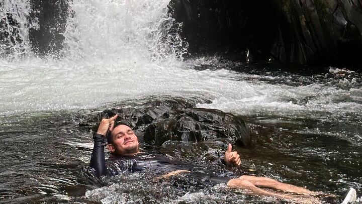 El Yunque Convoy Hike from Fajardo: Waterslides, Waterfalls and Cliff Jumps (3/12)