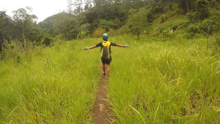 Dalat Canyoning Day Trip: Hotel Pickup, 25 m Abseil, 50 m Zipline and Washing Machine (4/12)
