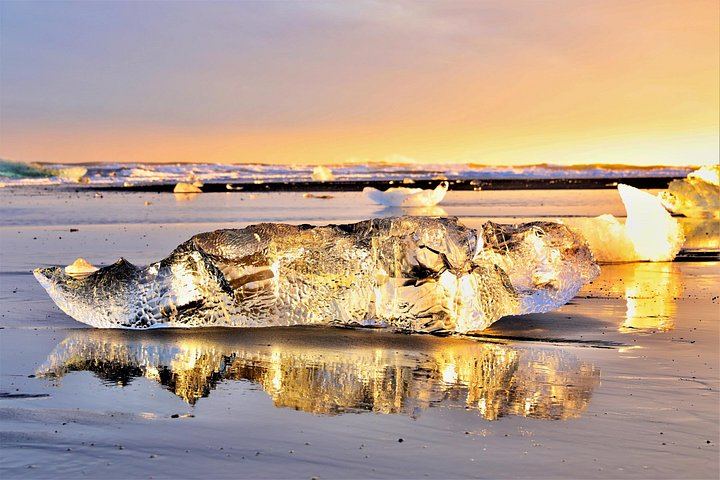 South Coast Day Tour from Reykjavik to Jokulsarlon Lagoon, Diamond Beach and Vik (4/12)