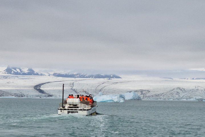 South Coast Day Tour from Reykjavik to Jokulsarlon Lagoon, Diamond Beach and Vik (11/12)