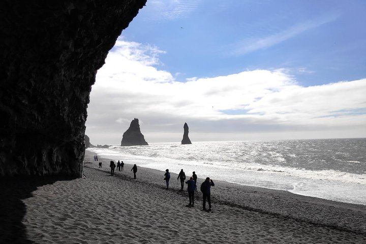 Private Guided South Coast Tour: Jokulsarlon, Diamond Beach, Dyrholaey and Vik Church View (8/10)