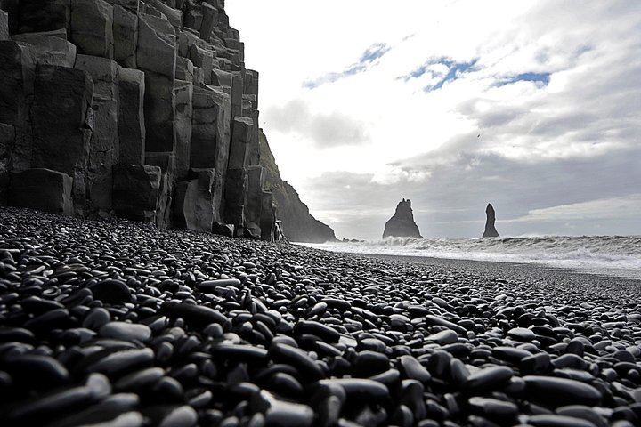 10-Hour Seljalandsfoss, Skogafoss and Black Beach Small-Group Day Tour (5/12)