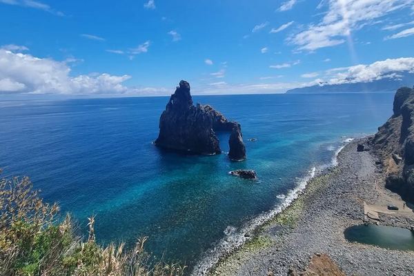 Private 5-Hour Northwest Madeira Tour: São Vicente, Seixal, Ribeira da Janela, Porto Moniz