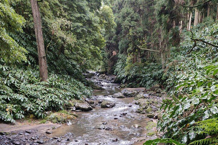 Walking Route to Salto do Cabrito, Salto da Farinha and Ribeira dos Caldeirões (1/12)