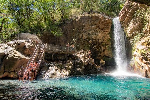 Four Waterfalls Day at Hacienda Guachipelin from Chorreras to Rio Negro with Lunch