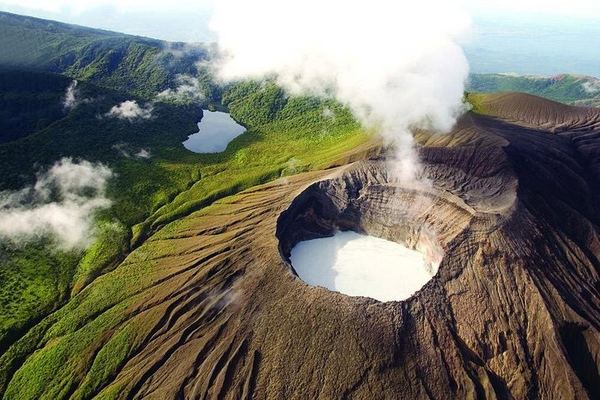 Rincon Volcano Park Trek, Oropendola Waterfall, Local Lunch and Volcanic Mud Soak
