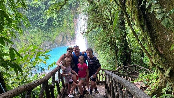 Rio Celeste Combo: Tubing, Blue Waterfall Hike and Wildlife with Lunch (2/12)