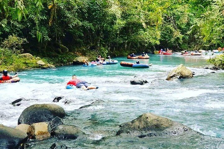 Rio Celeste Combo: Tubing, Blue Waterfall Hike and Wildlife with Lunch (7/12)