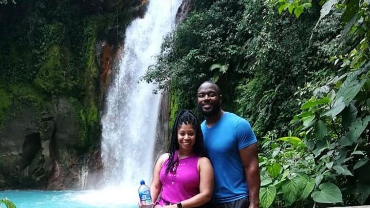 Rio Celeste 5-Mile Hike with Teñideros, Hot Springs, Sloth Sanctuary and Meal (4/6)