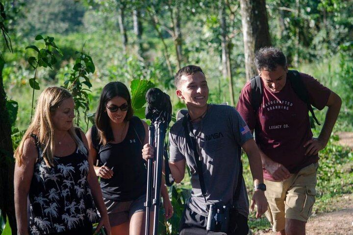 Rio Celeste Waterfall, Sloth Spotting and Scarlet Macaws from Guanacaste (6/12)
