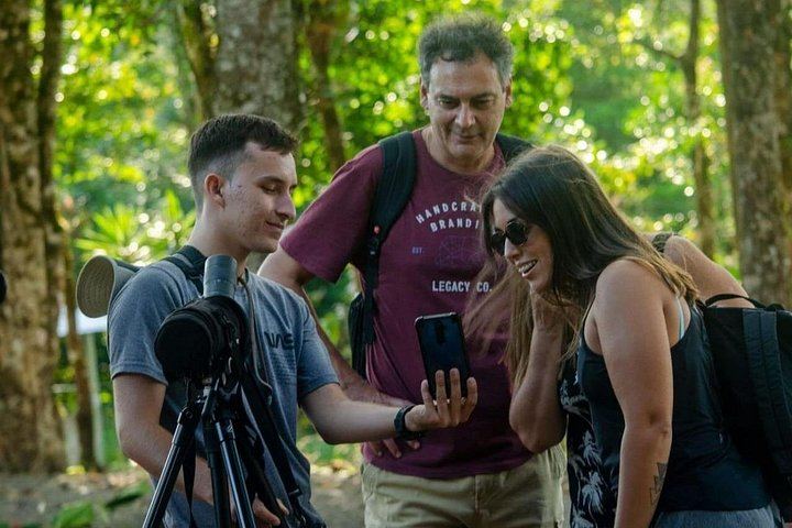 Rio Celeste Waterfall, Sloth Spotting and Scarlet Macaws from Guanacaste (5/12)
