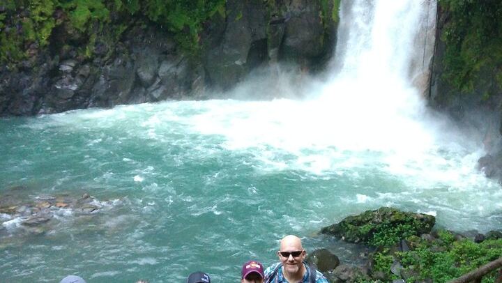 Private Rio Celeste Waterfall, Sloth Sanctuary and Butterfly Farm Day from Playa Flamingo (4/12)