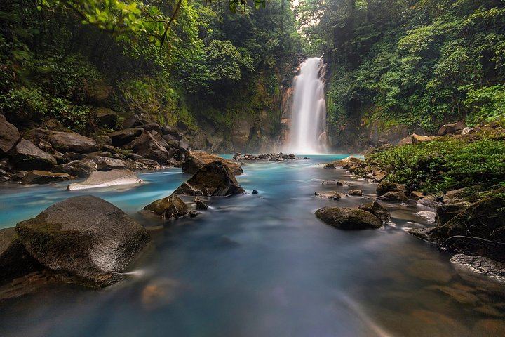 Tenorio Volcano National Park Hike to the Turquoise Rio Celeste Blue River (5/8)