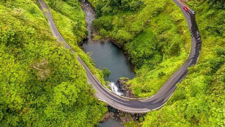 Road to Hana in a Mercedes Sprinter: Waterfalls, Wai'anapanapa Black Sand Beach, Lunch (1/12)