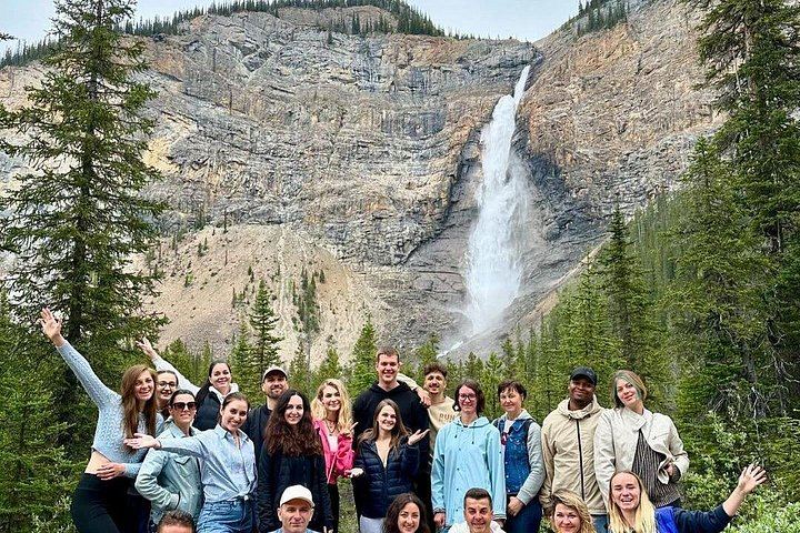 Summer Small-Group Rockies Tour from Calgary: Moraine Lake, Lake Louise, Takakkaw Falls (11/12)