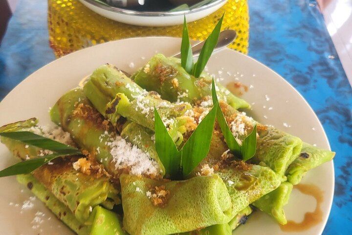Ubud Cooking Class and Secret Waterfall Day Trip with Local Market Visit (2/12)
