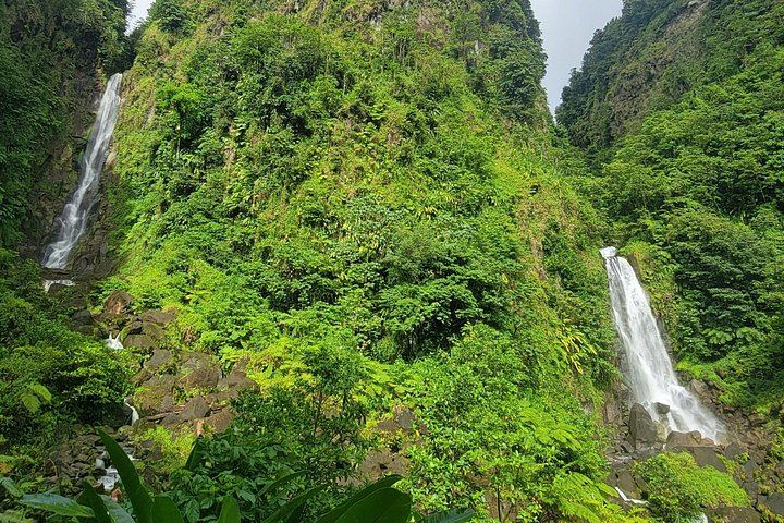 Majestic Taxi and Tours from Roseau: Trafalgar Falls, Sulphur Springs, Ti Tou Gorge (5/12)