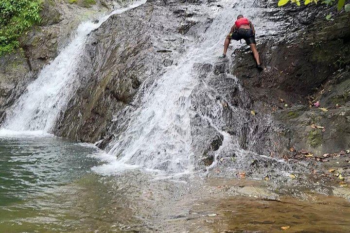 Salto de Pilar Cliff Jumping Hike with 5 to 30 Foot Jumps and Life Jackets (10/10)