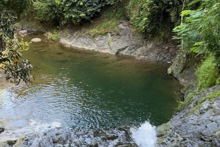 Salto de Pilar Cliff Jumping Hike with 5 to 30 Foot Jumps and Life Jackets (2/10)